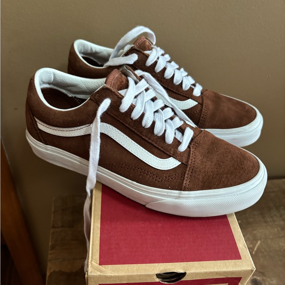 Vans Old Skool Brown and White Sneakers